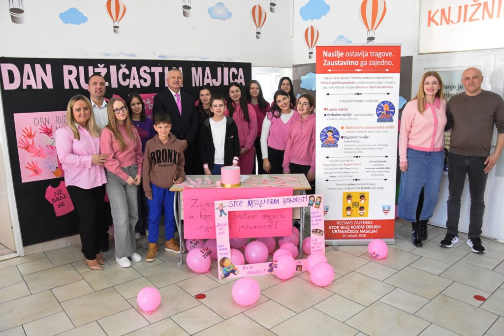 U školama na području općine Čitluk postavljeni edukativni baneri protiv vršnjačkog nasilja