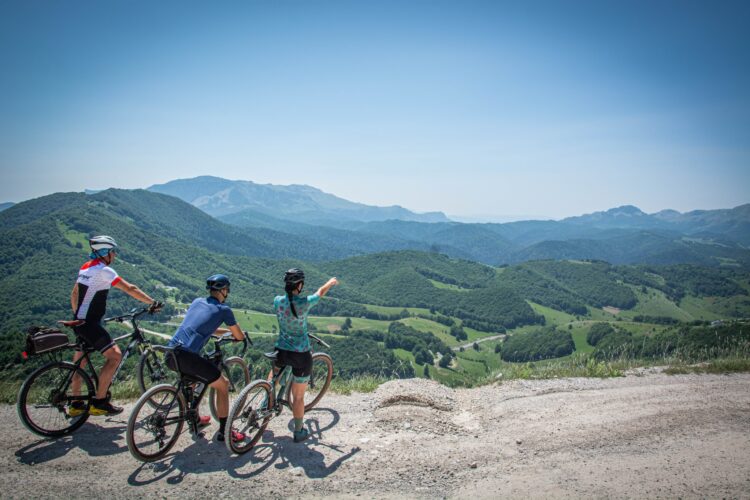 Cikloturizam u 2026: Kako se pronalaze destinacije i brendovi u novom digitalnom svemiru?