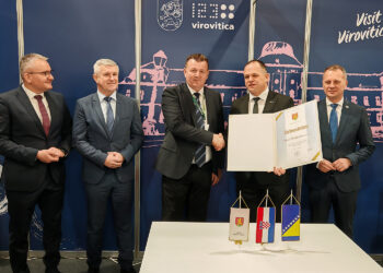 Brotnjaku Dariu Planiniću uručena Zahvalnica Grada Virovitice za doprinos gospodarskoj suradnji između Virovitice, RH i BiH