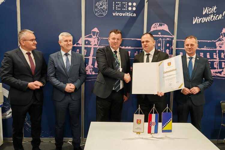 Brotnjaku Dariu Planiniću uručena Zahvalnica Grada Virovitice za doprinos gospodarskoj suradnji između Virovitice, RH i BiH