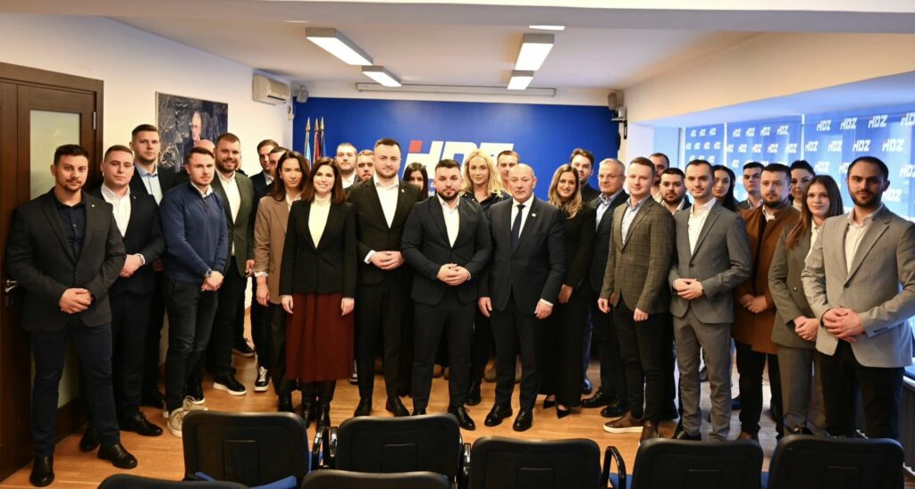 Plavčić i Jurak potpisali sporazum: Jačati položaj mladih i graditi europsku budućnost BiH