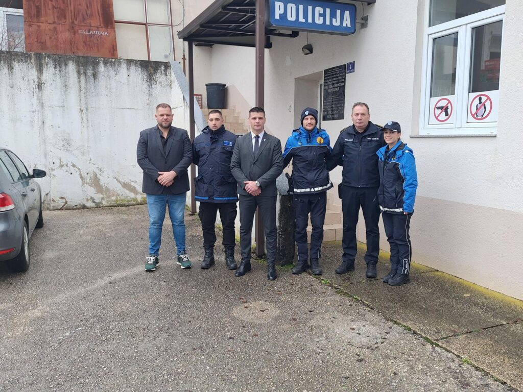 Posjeta ministra Marija Marića i ravnatelja policije MUP-a HNŽ Roberta Perića Policijskoj ispostavi Međugorje