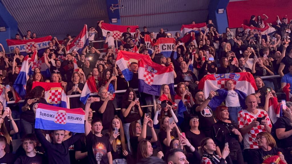 (FOTO) Thompson oduševio publiku u Širokom Brijegu