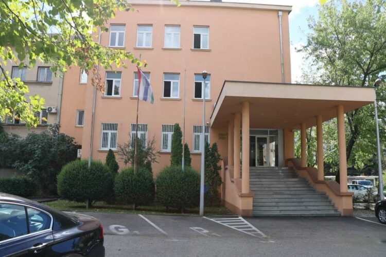 Vlada HNŽ-a: Važna obavijest kandidatima za vježbenike