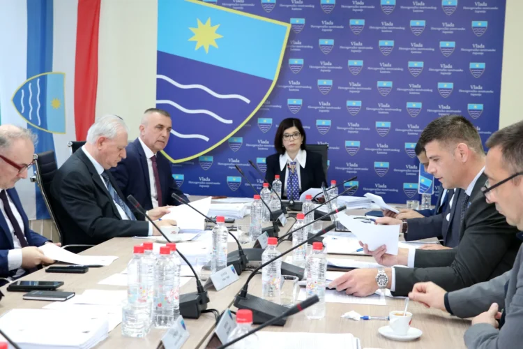 HNŽ: Proširena prava mladim obiteljima za refundiranje poreza na promet prvom nekretninom, usvojen rekordni plan ulaganja u ceste