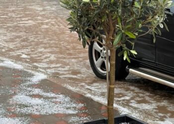 Grmljavinsko nevrijeme praćeno tučom pogodilo Brotnjo