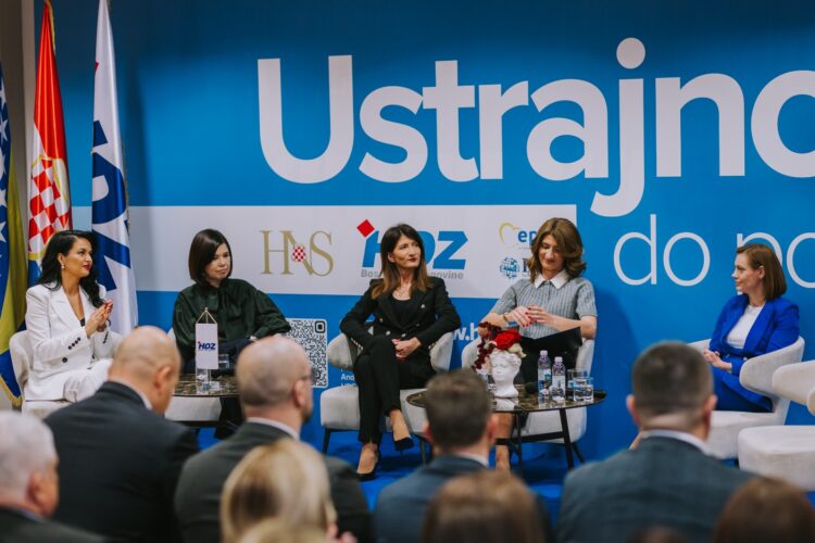 Održan okrugli stol „One odlučuju“: Dužnosnice HDZ-a BiH na čelu s dopredsjednicom Filipović o ulozi žena u procesima odlučivanja u BiH