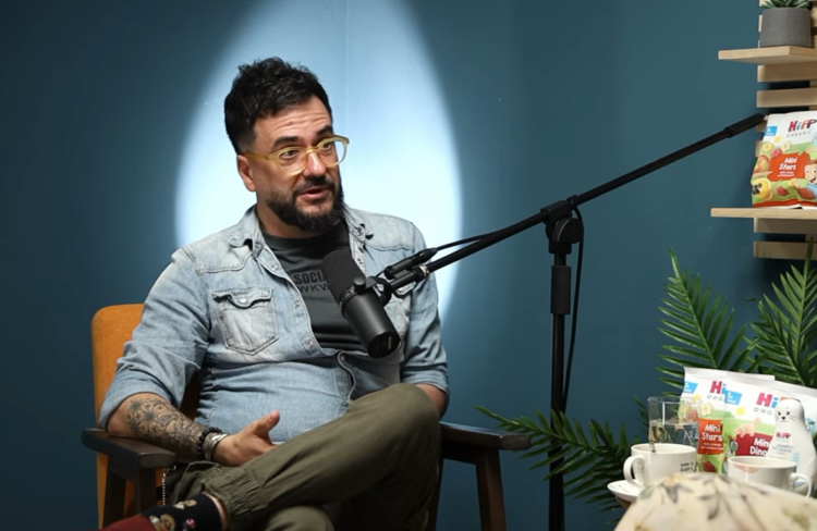 (VIDEO) Striček Duško u podcastu Rastući s djecom: Niste loši roditelji, samo je danas teže nego ikad