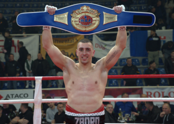 Sjajna boksačka večer u Širokom Brijegu: Vinko Zadro obranio titulu, Marko Zeljko briljirao u prvom profesionalnom nastupu