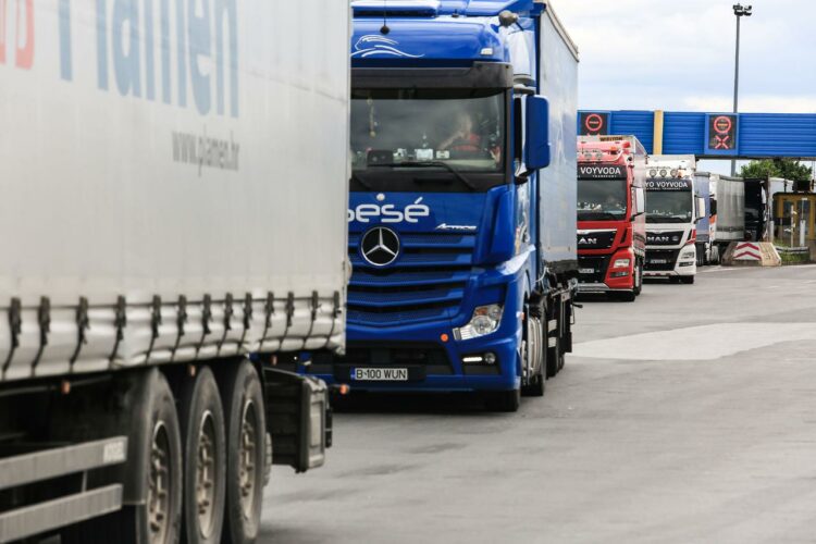 Vozači kamiona iz BiH od 12. ožujka najavljuju blokade graničnih prijelaza