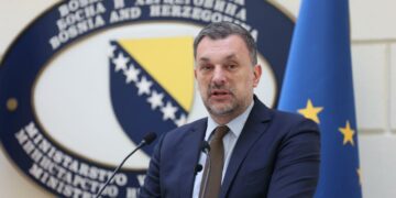 Ministar vanjskih poslova: Više od 1400 državljana BiH blokirano u državama Zaljeva, čekaju letove