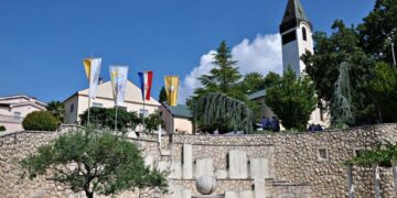 ŽUPA ČERIN Raspored misa i obreda u Vazmenom trodnevlju i na Uskrs