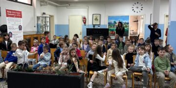 Budući prvašići posjetili OŠ fra Didaka Buntića