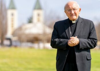 Uskrsna poruka apostolskog vizitatora s posebnom ulogom za župu Međugorje nadbiskupa Alda Cavallija