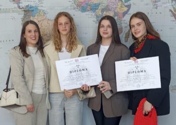 Učenice 9.a razreda OŠ fra Didaka Buntića osvojile 2. i 3. mjesto na Državnom natjecanju u Tuzli