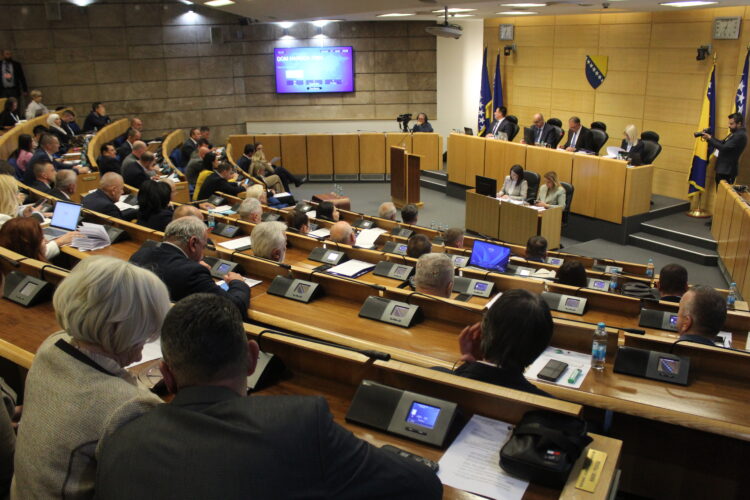 Zasjedao Dom naroda Parlamenta FBiH: Usvojeno više zakona iz oblasti reforme platnog i financijskog poslovanja