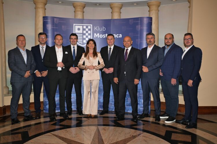 Zajedništvo Mostara i Zagreba snažna je poruka povezanosti sa zavičajem