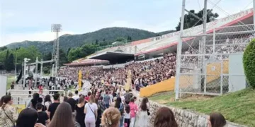 Hercegovina se ponovno okuplja: Ulaznice za „Vjerujem 2026“ dostupne širom regije – večer koja spaja glazbu, vjeru i konkretno dobro