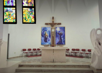 Župa Čerin: Blagoslov oltara i vitraja u Donjoj Blatnici