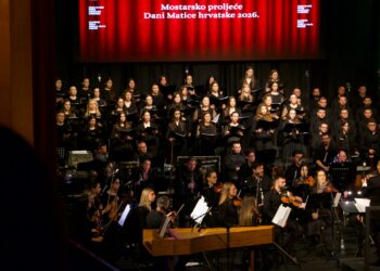 Mostarsko proljeće 2026: Gala koncertom HNK Mostar počeo dvomjesečni blagdan kulture