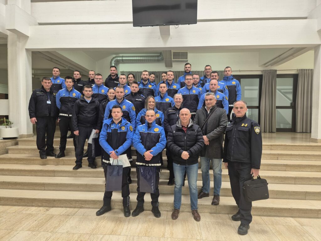 Policijski službenici Uprave policije MUP-a HNŽ uspješno završili tečaj za obavljanje očevida prometnih nesreća