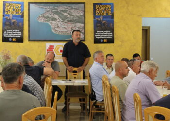 Održana redovita izborna skupština Saveza pčelara “Kadulja”: Brotnjak Dobro Zovko izabran za tajnika Saveza