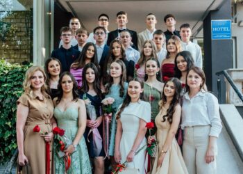 FOTO Učenici devetih razreda Osnovne škole Bijakovići proslavili malu maturu u Hotelu Brotnjo