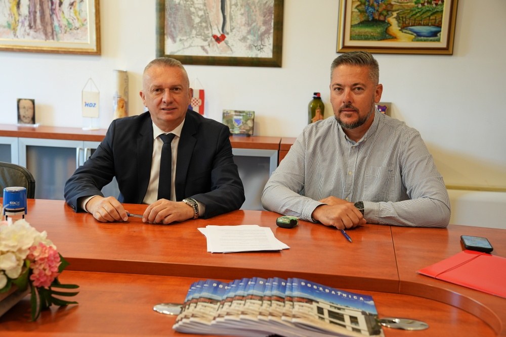 OPĆINA ČITLUK Potpisan ugovor za izgradnju „Prometnice B“ u obuhvatu „Regulacijskog plana Bare 1“