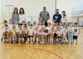 Mališani iz Dječjeg vrtića Čitluk uživali u sportskim aktivnostima u školskoj dvorani SŠ dr. fra Slavka Barbarića