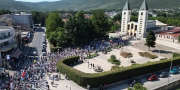 Hodnja mira i molitveni program u Međugorju za 45. obljetnicu ukazanja Kraljice Mira