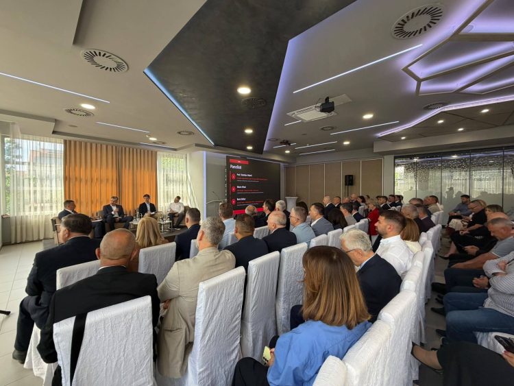 FOTO U Čitluku održana konferencija o kibernetičkoj sigurnosti i zaštiti osobnih podataka