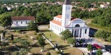 GORNJA BLATNICA Program trodnevnice i proslave blagdana Presvetog Srca Isusova