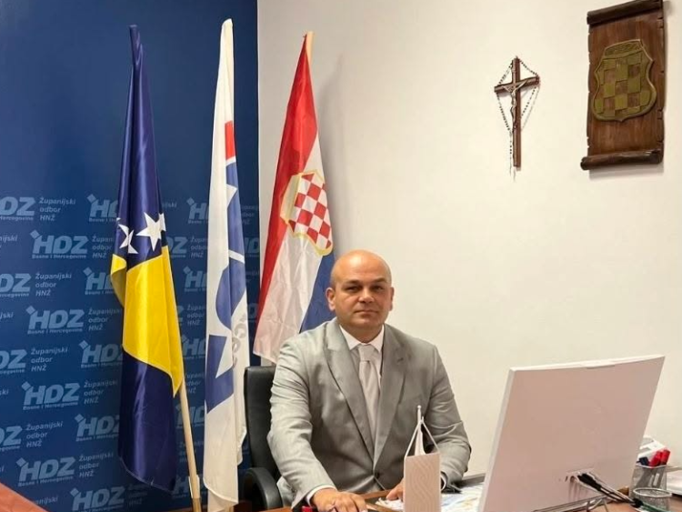 Letica o Perićevim “podstanarima” i “bujrumu u Hrvatsku”: Mala škola o ljubavi, domovini i kompleksima