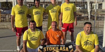 ZATRESLA SE DOJNA: Počeo spektakularni četvrti Malonogometni turnir stokilaša
