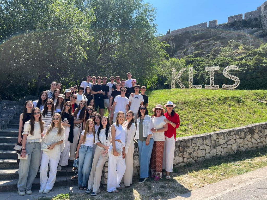 SŠ DR. FRA SLAVKA BARBARIĆA Edukacijski izlet učenika u Klis i Split
