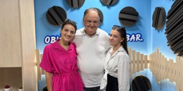 Snaga zajedništva kroz pjesmu: Borislav Šimović, Ana Odak i Monika Sušac predstavili Brotnjo Band Aid u programu Običnog radija