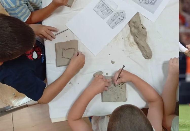 Djeca u Mostaru učila o stećcima kroz kreativnu radionicu