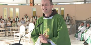 Fra Bože Milić: U Međugorju nas Marija okuplja na molitvu i uči nas moliti