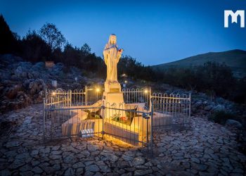 MEĐUGORJE Devetnica Kraljici Mira za 45. obljetnicu Gospinih ukazanja