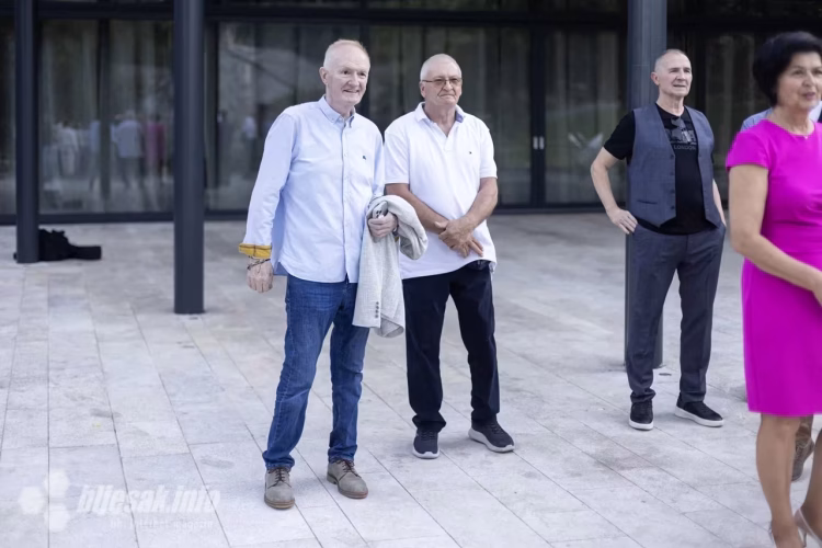 Mate Bulić sa školskim kolegama proslavio 50 godina mature