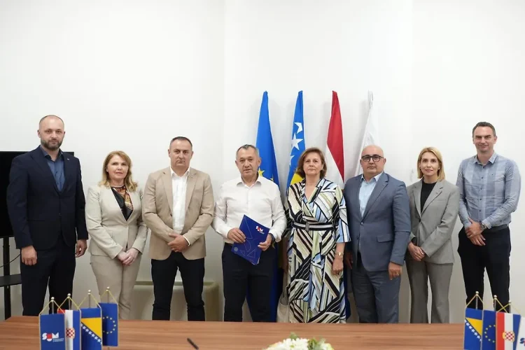 Ministarstva unutarnjih poslova HNŽ-a i HBŽ-a i Sveučilište u Mostaru potpisali Memorandum o suradnji i Sporazum o partnerstvu