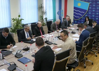 Vlada HNŽ-a: Potpora mladim obiteljima, obrazovnim projektima i sveučilištima