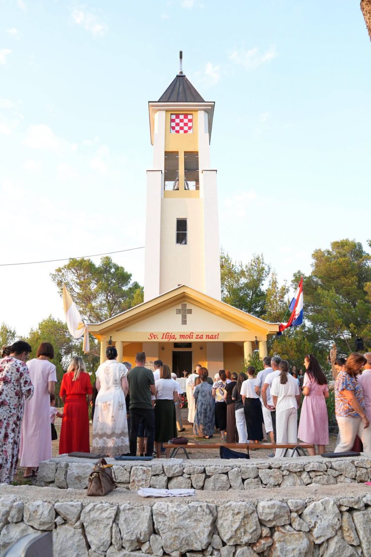 Svečano proslavljen blagdan svetog Ilije na Gradini u Donjem Malom Ograđeniku