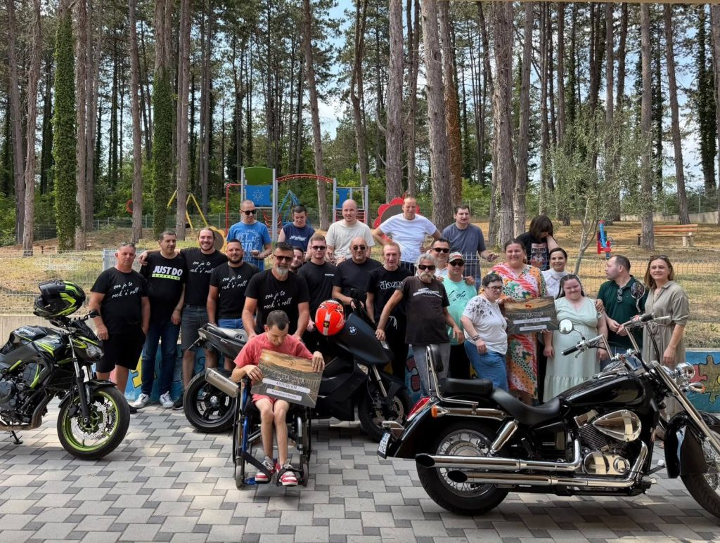 Prvi Moto Rock skup u Brotnju pokazao snagu zajedništva: Uručena donacija Centru Sveti Josip Radnik i Udruzi Susret