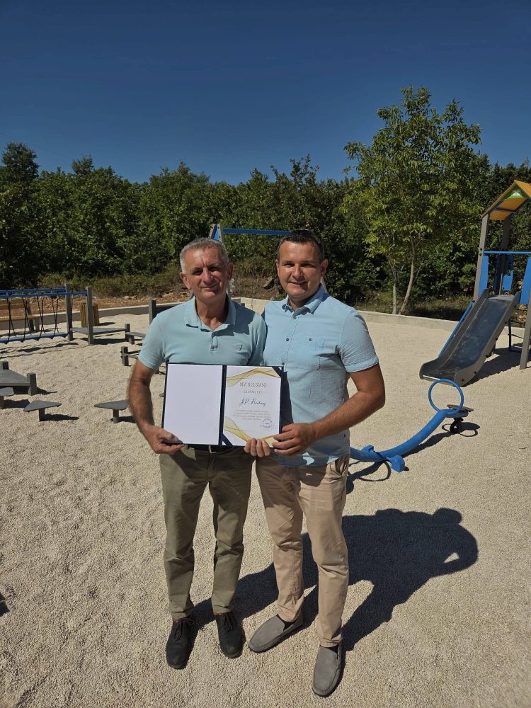 MZ SLUŽANJ | Novo dječje igralište i uređeni sportski sadržaji