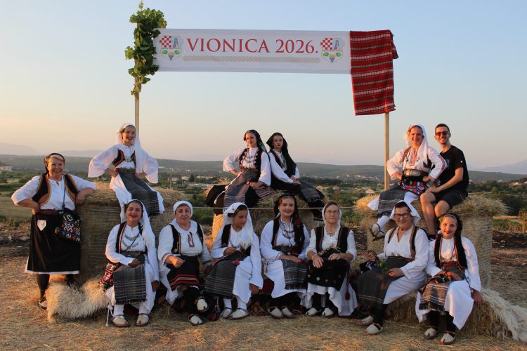 FOTO | Završene 15. Međunarodne večeri folklora „Vionica 2026“