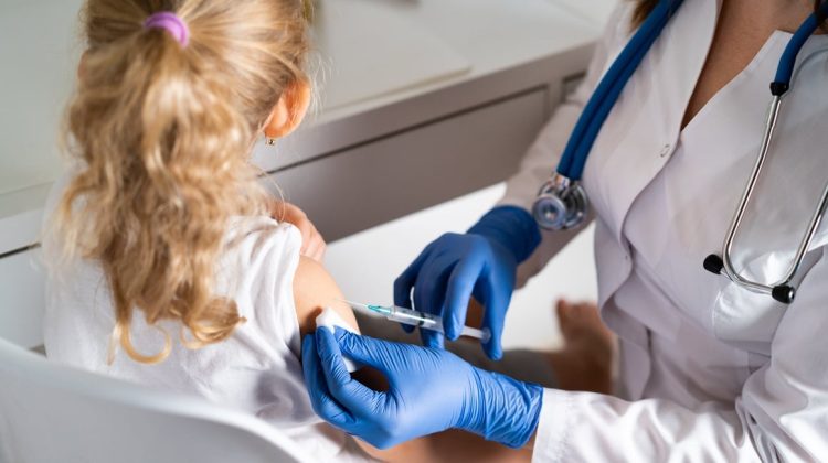 JZU DOM ZDRAVLJA ČITLUK | Obavijest za roditelje: Provjera i nadoknada cijepljenja djece