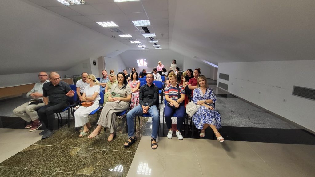 SKB MOSTAR | Liječnici primarne zdravstvene zaštite u HNŽ upoznati s novim modelom probira za rano otkrivanje raka pluća