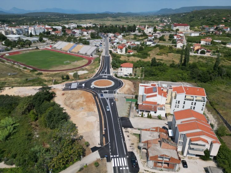 ROTOR KAKTUS | Postavljanjem horizontalne i vertikalne signalizacije službeno završena predmetna izgradnja