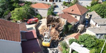 Uklonjen objekt u međugorskoj ulici fra Vendelina Vasilja